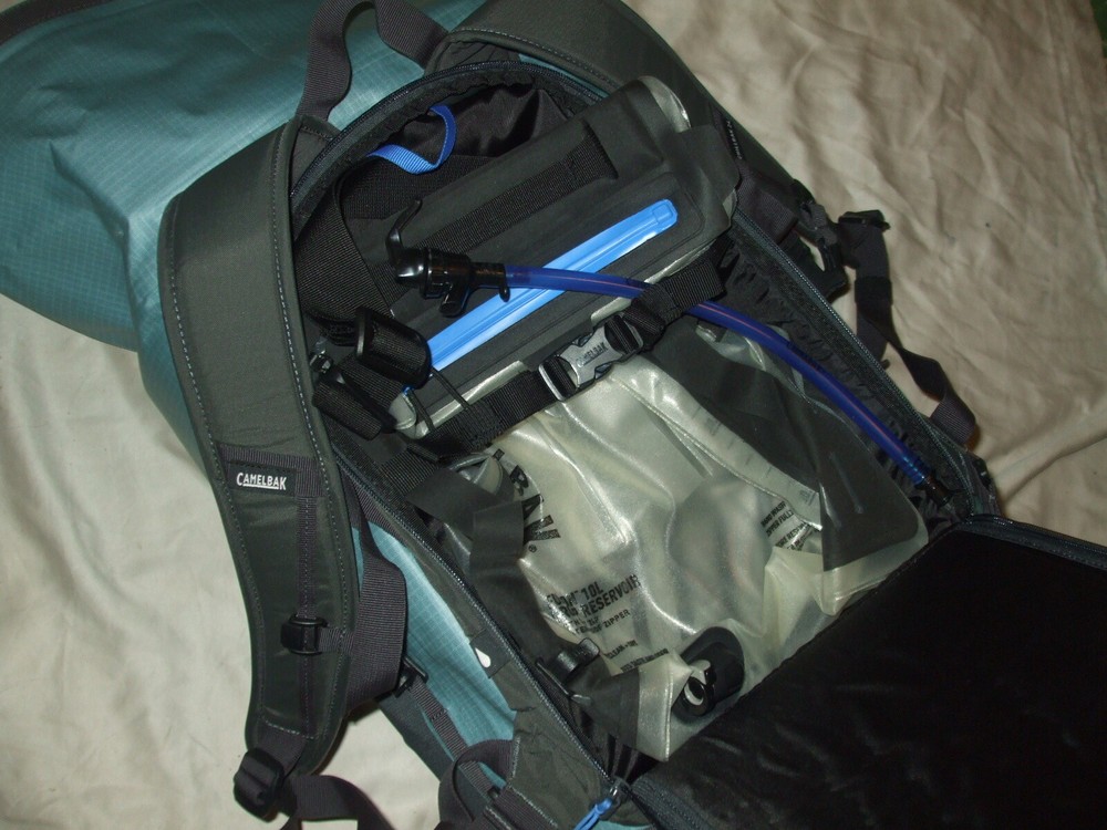 CamelBak ChillBak Pack 24, Cooler Backpack & Hydration Center, Cool Storage