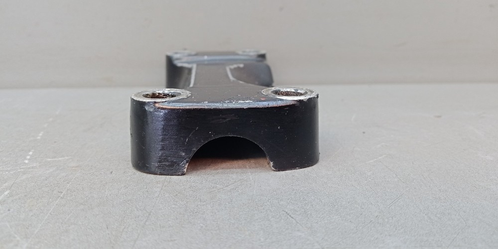 Suzuki GS 500 550 750 850 handlebars clamp, bracket