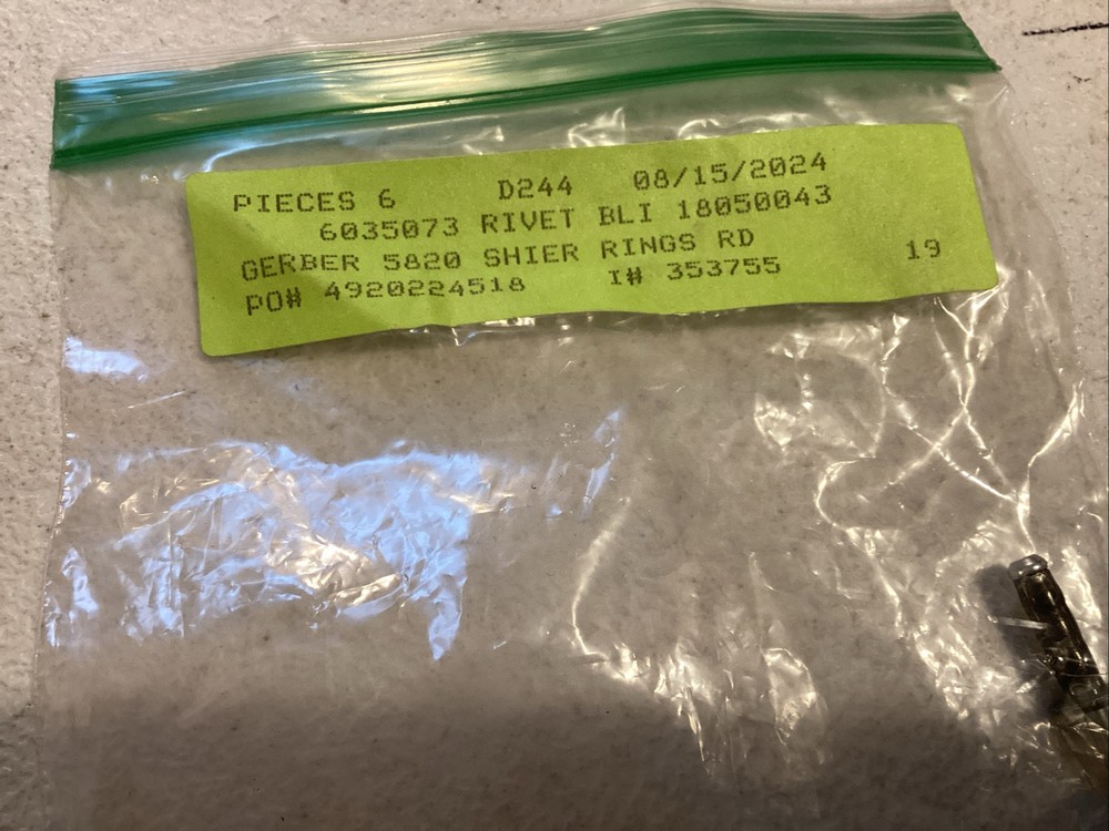 Mopar 06035073 Blind Rivets Qty 2 NOS