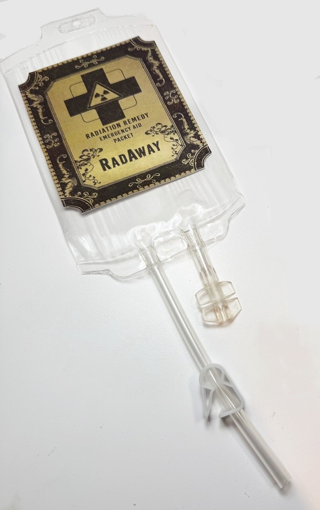 Fallout 76 Rad Away Pack Prop Replica Pouch (Empty)