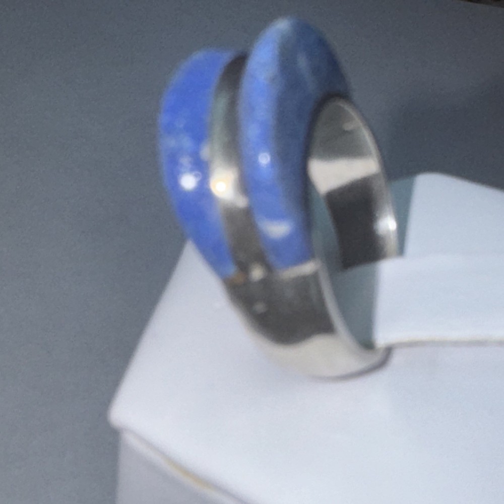 Sterling Silver And Blue Lapis 6.75 Ring