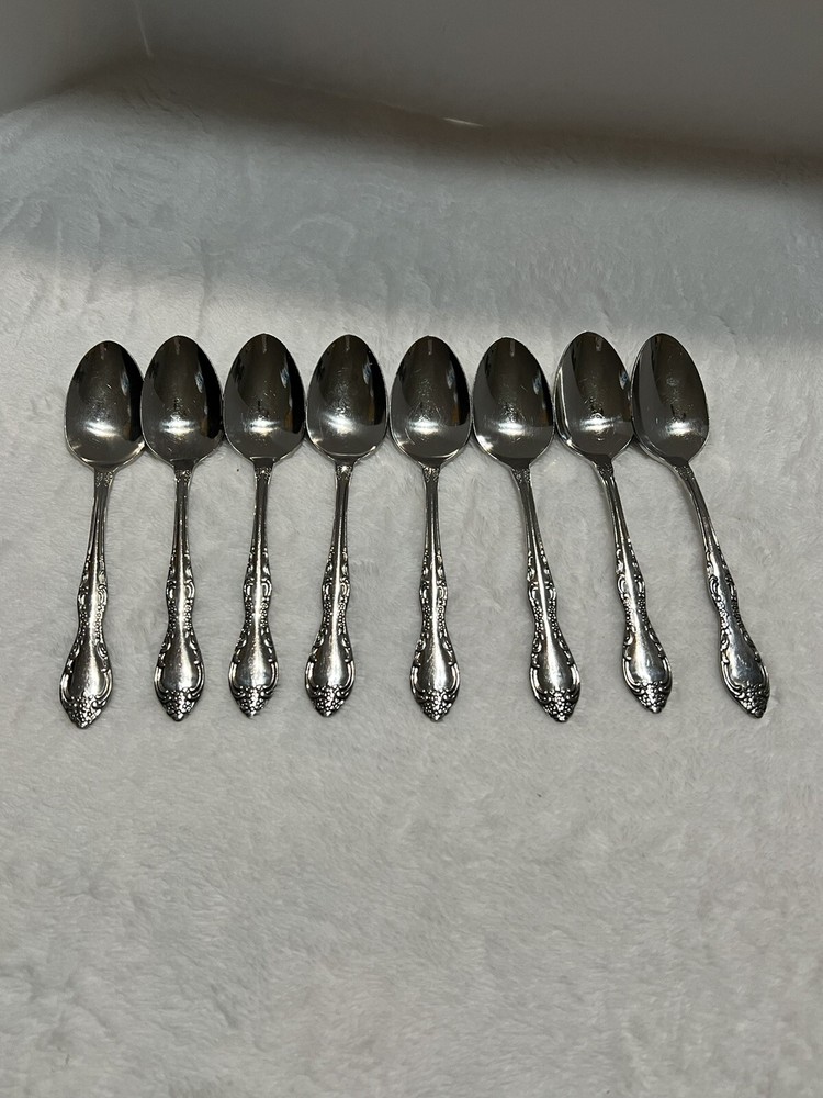8 Oneida SSS Bourbon Stainless Steel Spoons