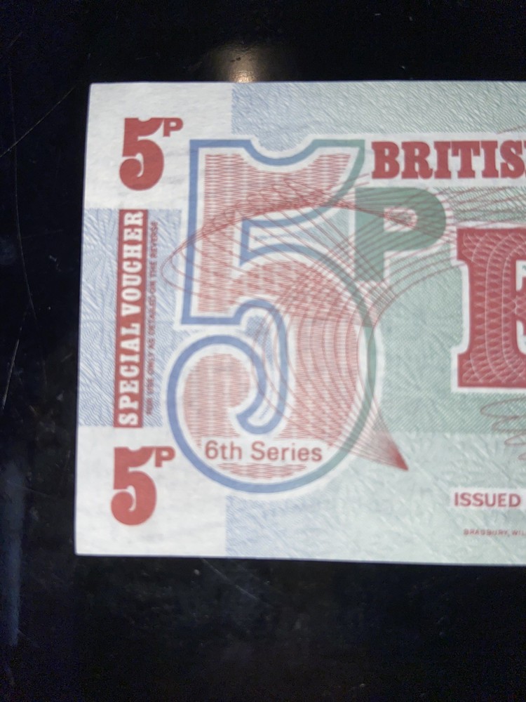 British Armed Forces Five 5 New Pence Military Payment Certificate Note 6th Ser.