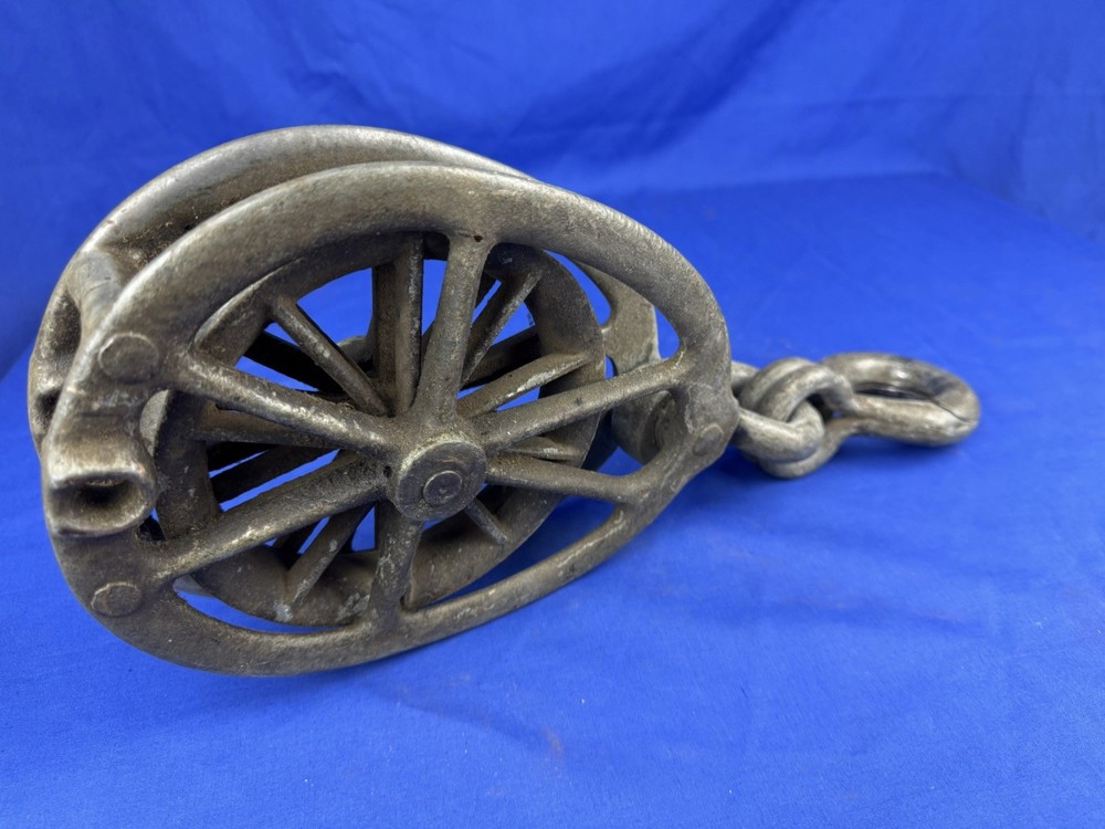 Antique Pulley w/ Grapple Hoist Hook, Split Hook ~ Working Properly! No Damage