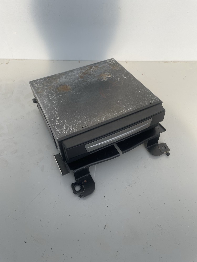 Mazda RX-8 2003–2008 Pre-facelift DVD Player FE1566DF0A