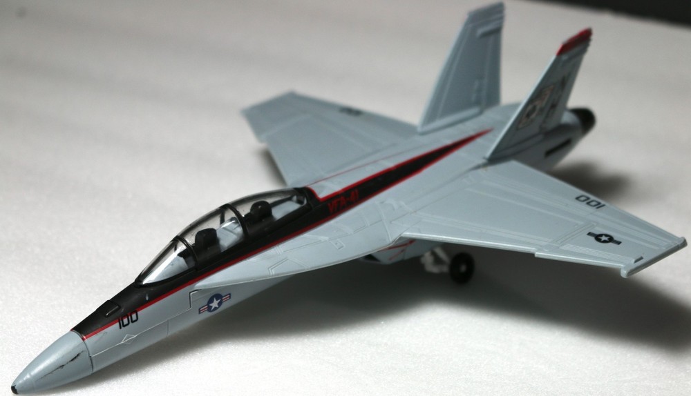 2009 UNIMAX DEE 109 VFA-41 PLANE