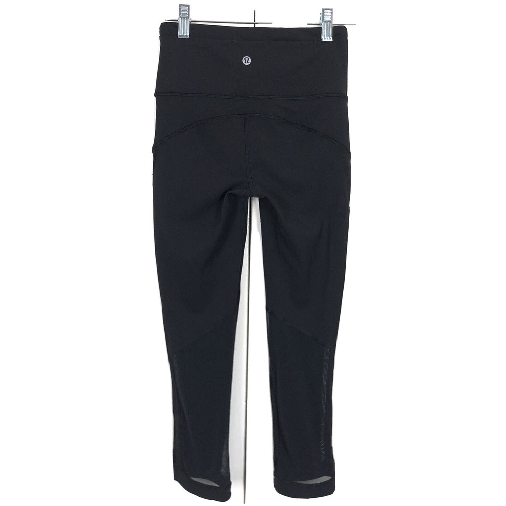 Lululemon Women’s Black Cropped Mesh Panel Leggings Size 2