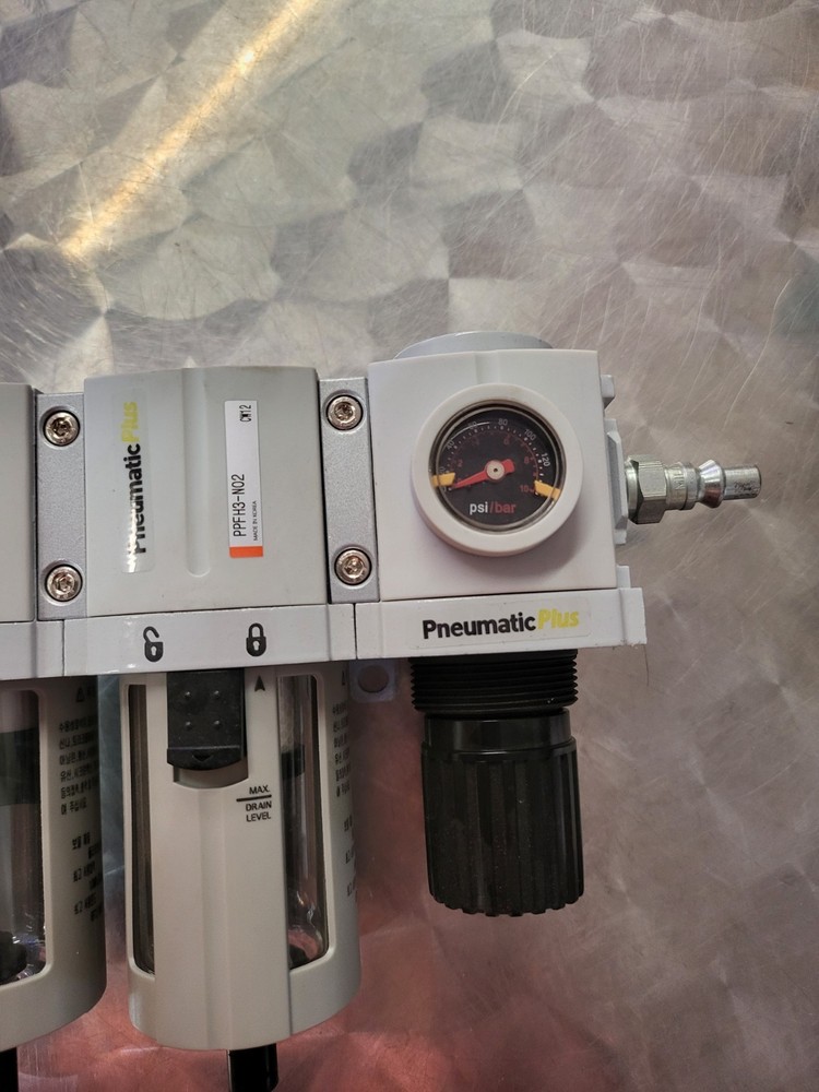 PNEUMATICS PLUS 3 stage Compressed Air Drying System