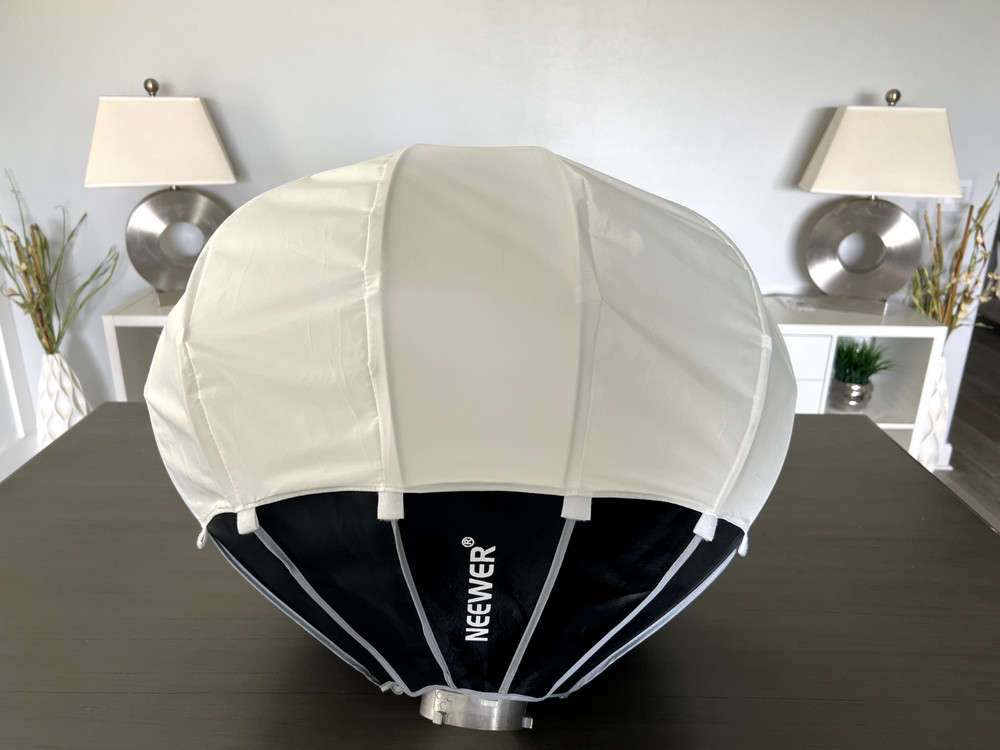 NEEWER 26"/65cm Lantern Softbox One Step Quick Release, 360° Light Diffuser with