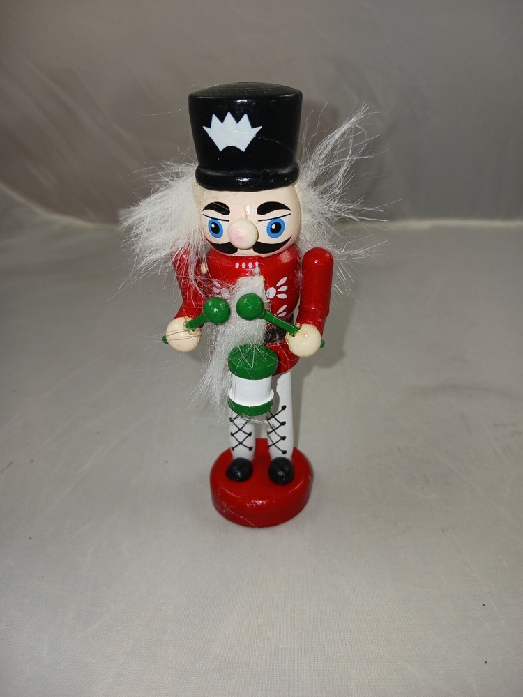 4.5 Inch Nutcracker Card Holder -- Red