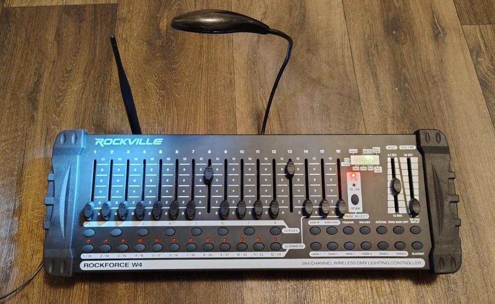Rockville ROCKFORCE W4 384 Channel Wireless DMX Lighting Controller