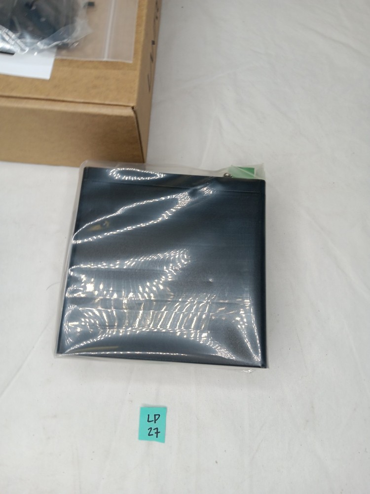 Lantronix SISTP1040-342-LRT Ethernet Switch