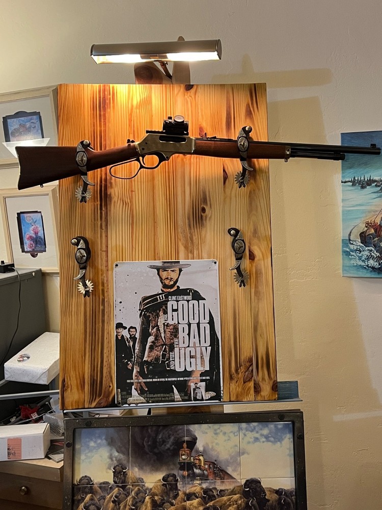 High Plains Gun Rack on Wood