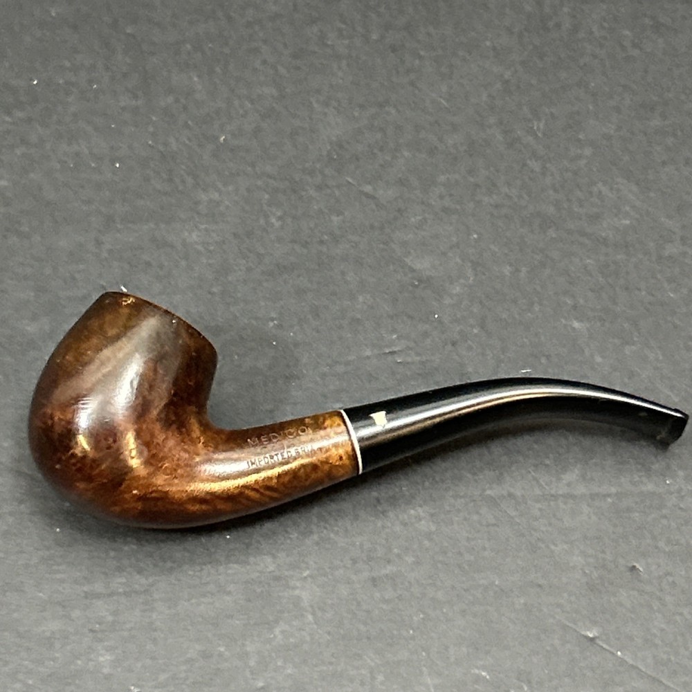 Vintage Medico Crest Briar Pipe #32