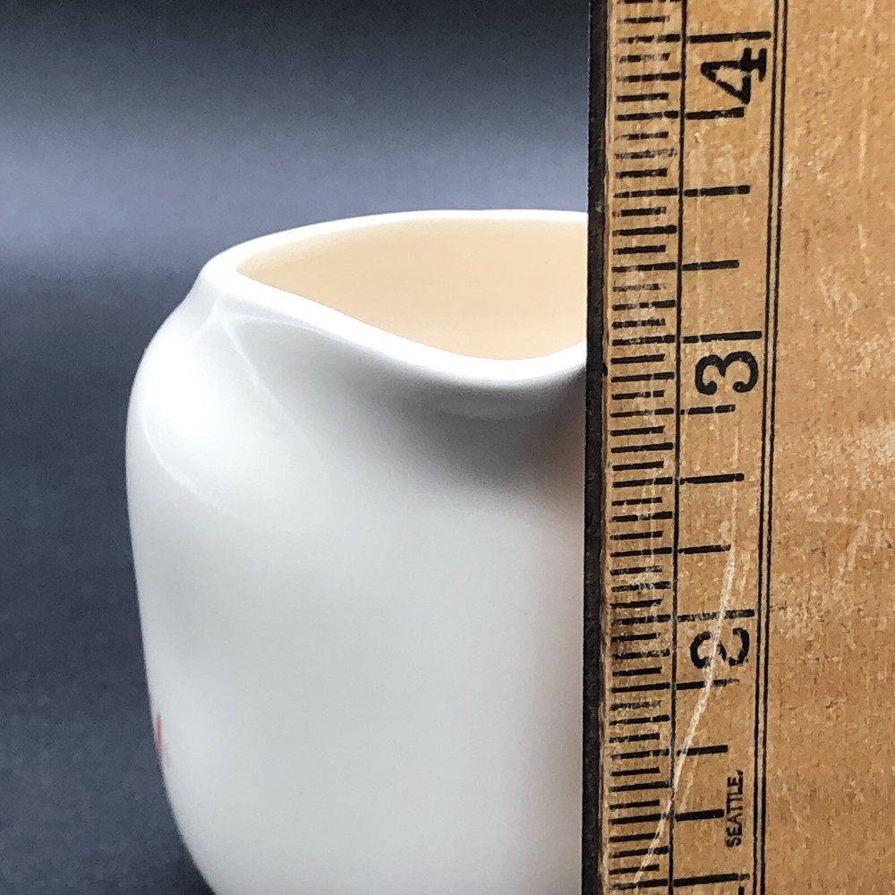 Hallmark Comic Style Pour Pour Pour Kitty Cat Creamer 3” Tall Ceramic