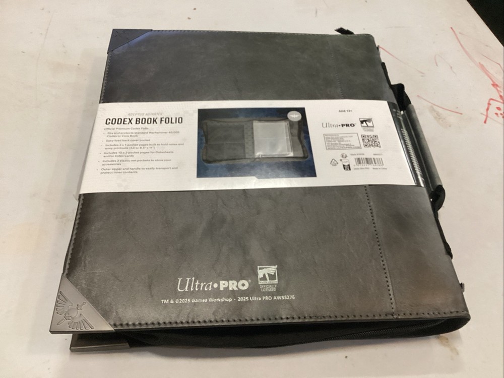 Ultra Pro Warhammer 40K Space Marine Codex Folio
