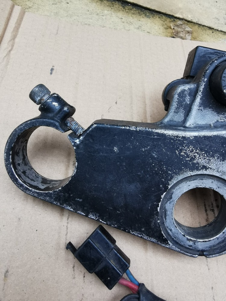 Honda VFR400 NC30 Top Yoke Ignition Switch