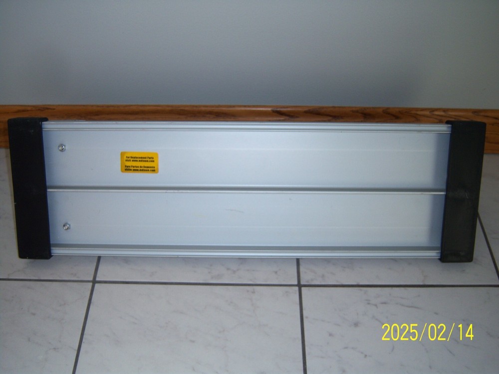 Pre-owned M-D Aluminum Floor & Wall Tile Cutter