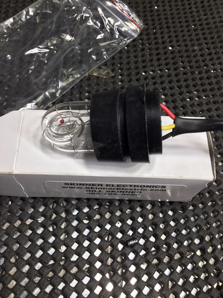 Hideaway Strobe Tube Whelen S30HACP 30 watt Code3 Sho Me HAW SKINNER ELECTRONICS