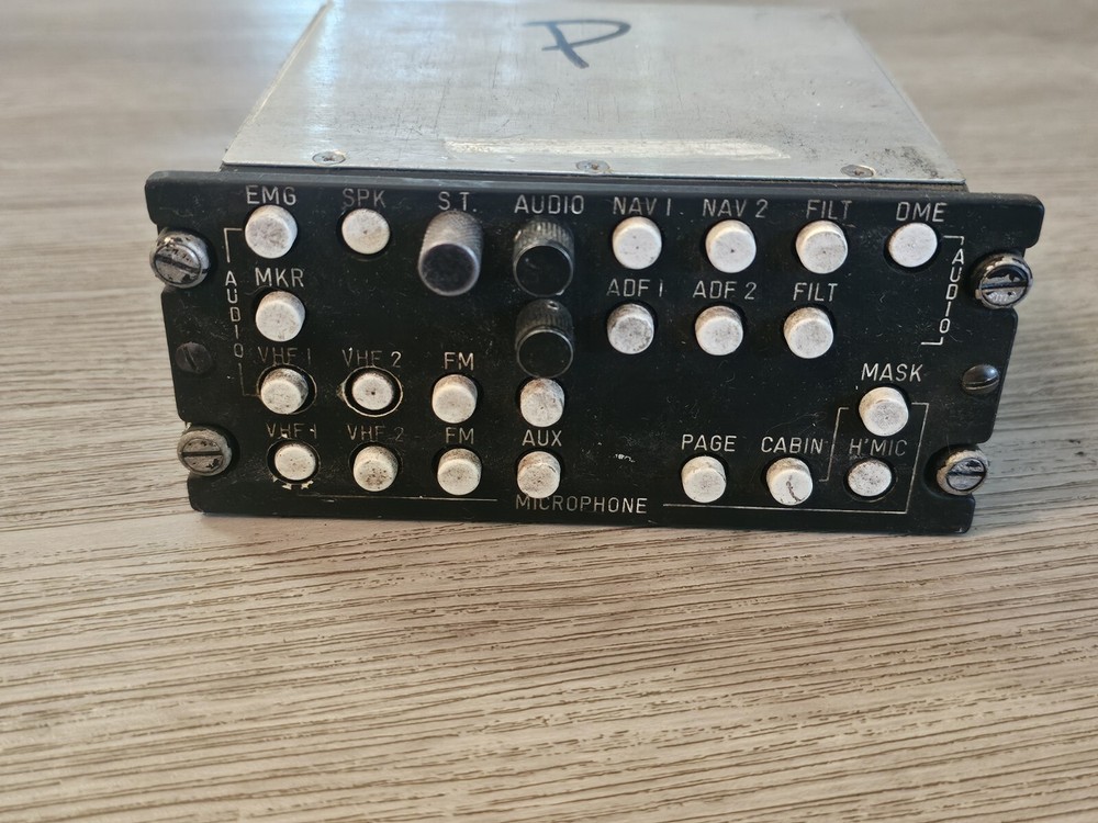 Baker Electronics M1045 Audio System M1045 BEBC-AAO1 Aviation Control Panel