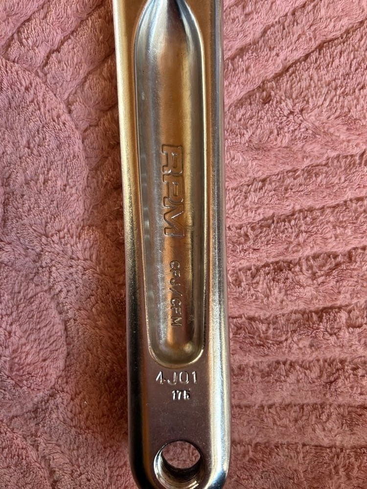 Crankset silver black 452g