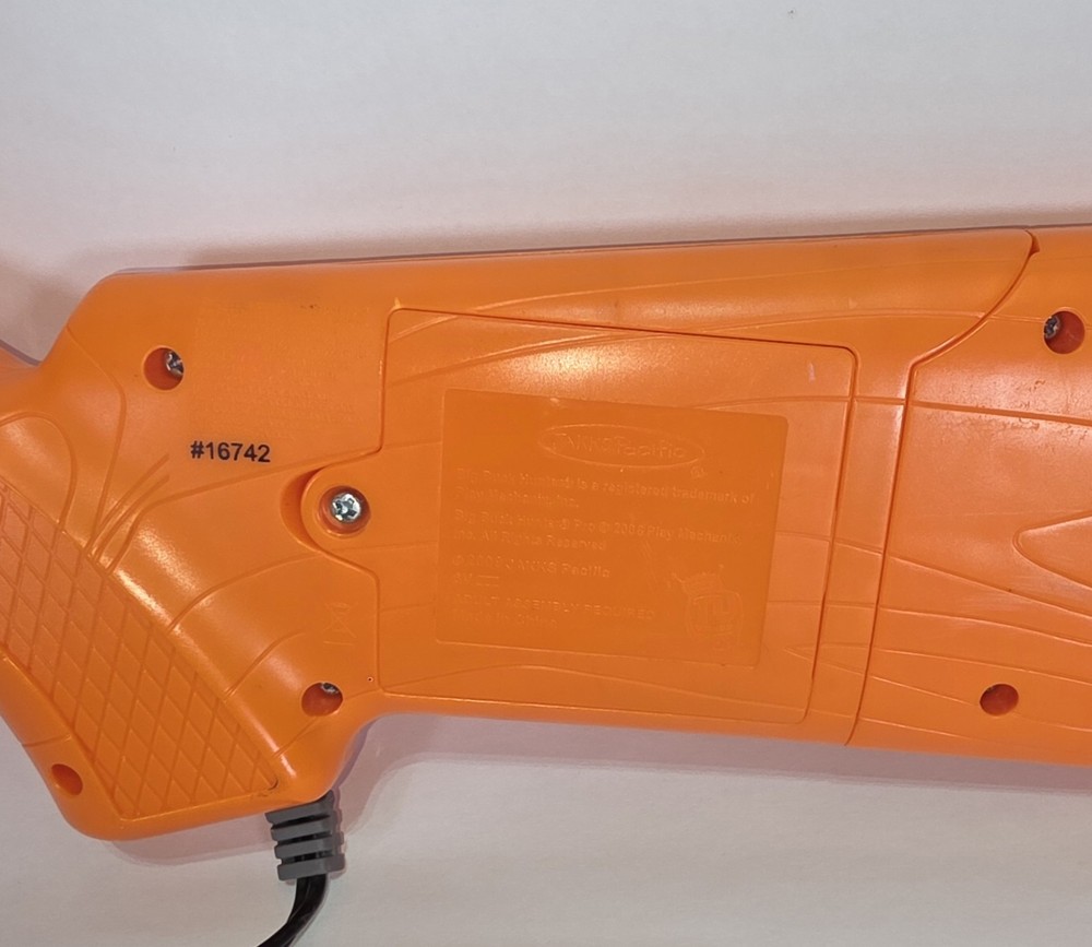 Jakks Pacific Buck Hunter Pro orange gun controller pump action without sensor