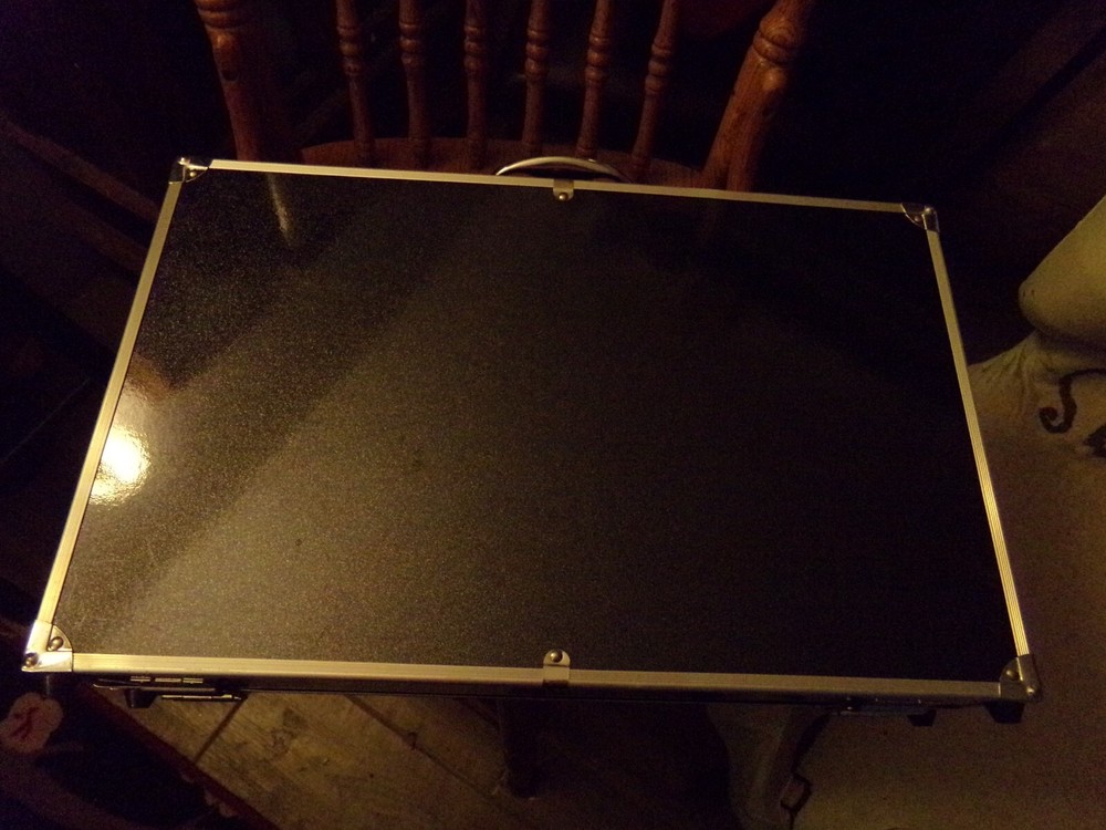 UNKNOW MAKE AND MODEL CASE FOR DRONE