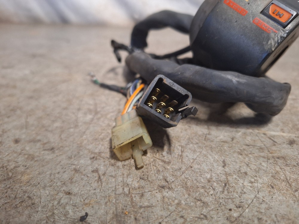 Honda CBR 1000 F - Left Side Handlebar Switch Gear Buttons Controls
