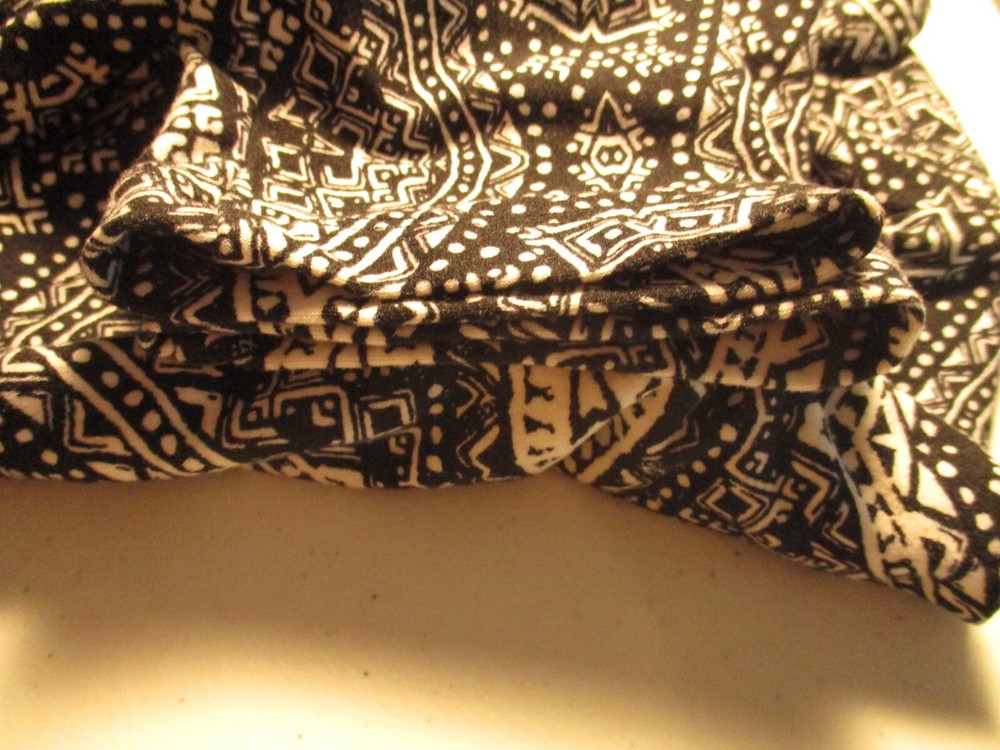 LuLaRoe One Size Pull On Elastic Waist Leggings