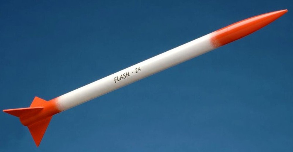 Starlight Flying Model Rocket Kit Flash 24  STR 9690