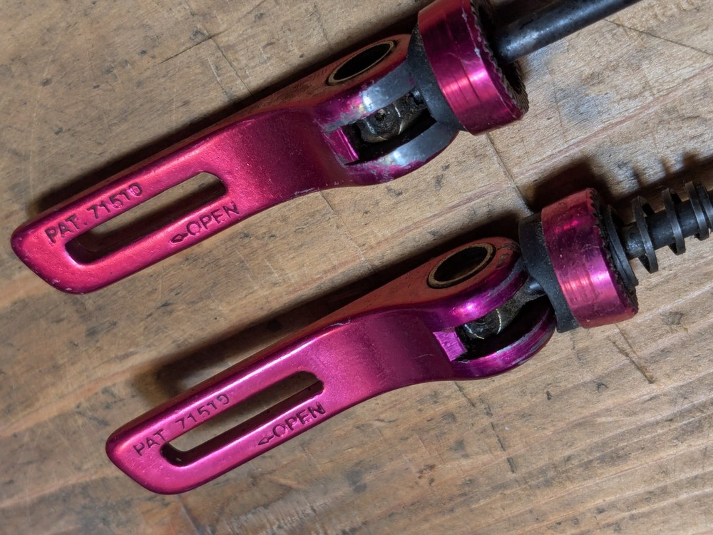 Tranz-X Quick Release Skewer Set Pink
