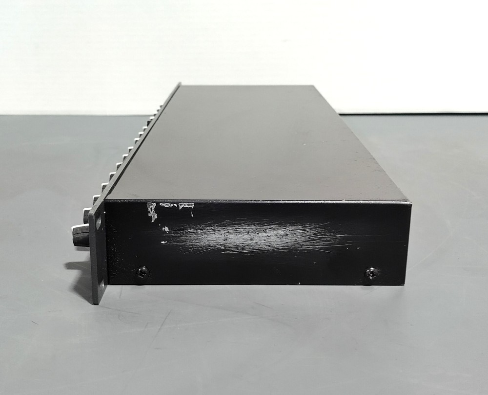 DBX 166XL Professional 2-Channel Analog Compressor/Limiter/Gate Rack System