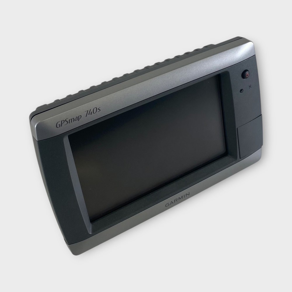 Garmin GPSMAP 740s Stand-Alone Touchscreen Chartplotter (MME REFURB)~ !New LCD!