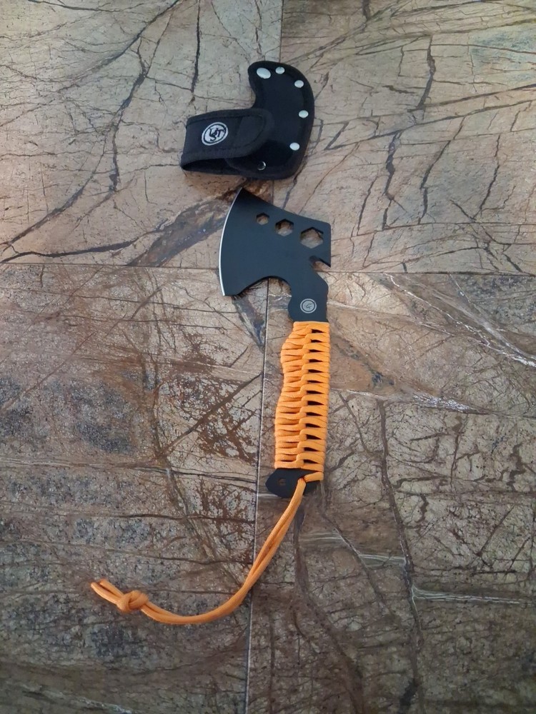 Ultimate Survival Technologies ParaHatchet FS, Orange