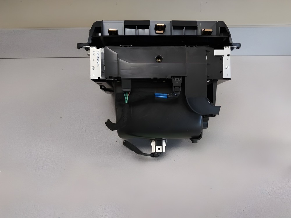 2017-2020 Chevy Tahoe Radio/CD Control Panel With Display Screen OEM