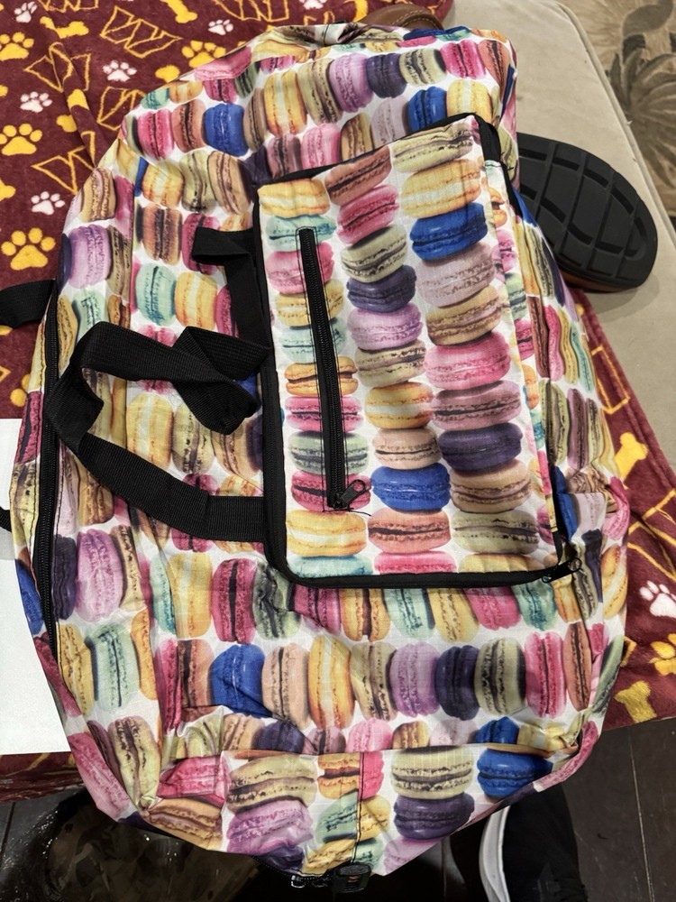 Macaron Print Dufflebag