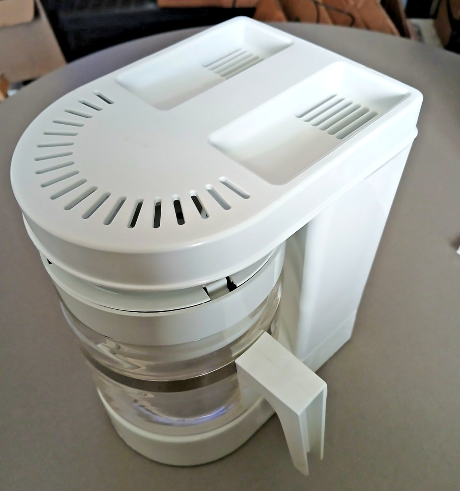 Hamilton Beach Mini Drip 4 Cup Coffee Maker Pot Machine White Model 788-5