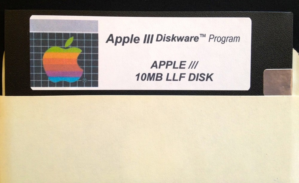 Apple  / 10 MB LLF Disk / Apple III Home Computers