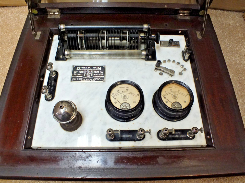 Antique Dynelectron Physicians Device with  Atomic Force  Control Panel c1913