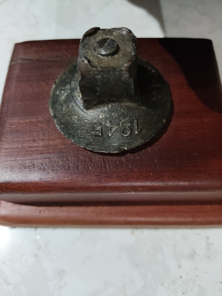 SAR (South African Railways ?) 1945 mounted railway sleeper bolt / stud / nail
