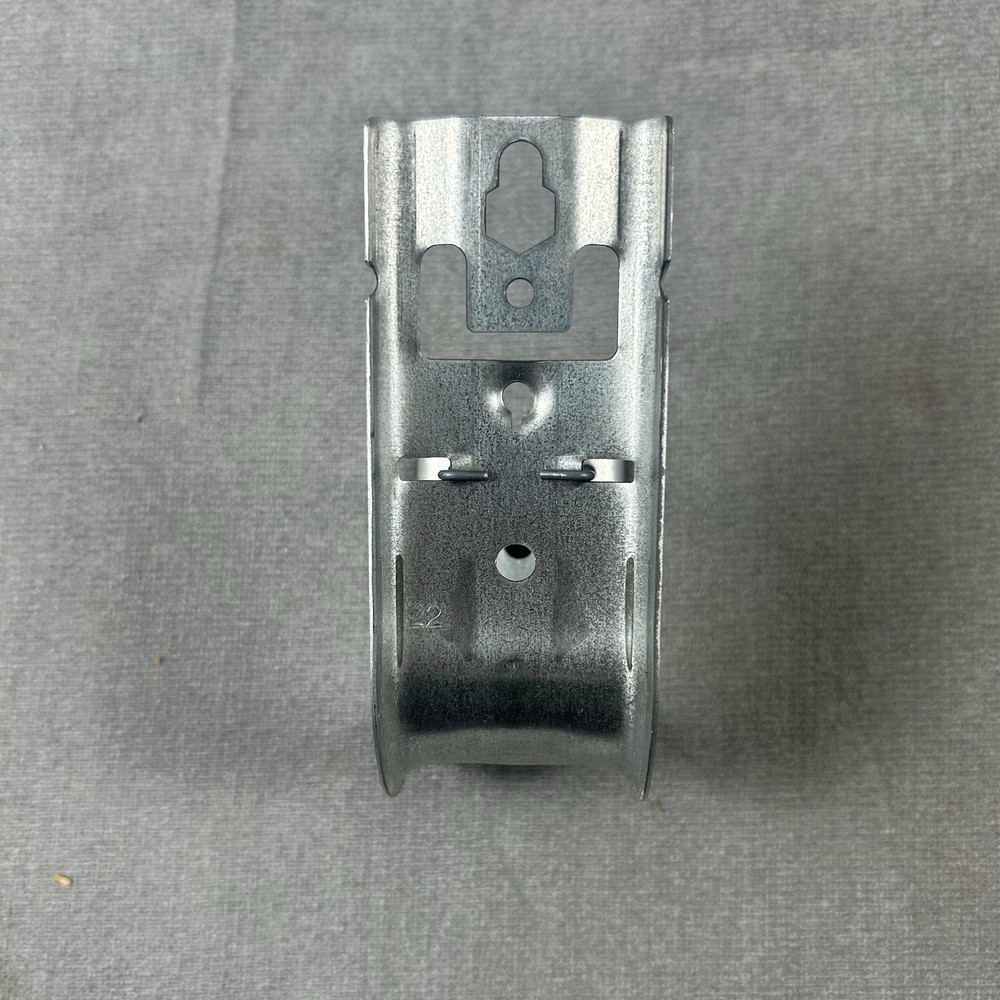 Erico Caddy CAT32 Wall Mount Screw On J-Hook Data Cable - 5 Ct