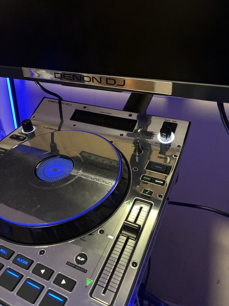 Denon DJ LC6000 Prime Performance Expansion Controller