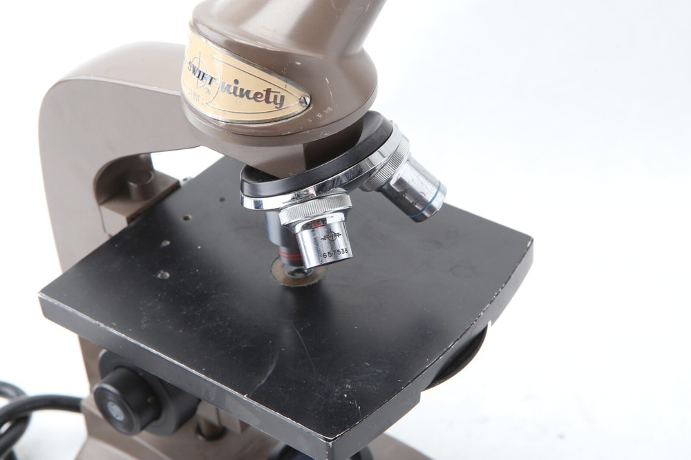 SWIFT MICROSCOPE ELEVEN NINETY JAPAN MONOCULAR 3 Objective 5/10/40 R32