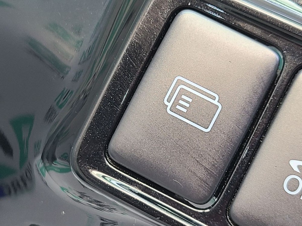 MITSUBISHI OUTLANDER MK3 Dash Vent Right Side Central 8030A202