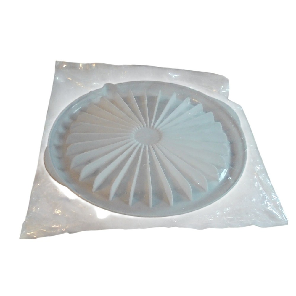Microwave Heating Tray White NOS 10" Round