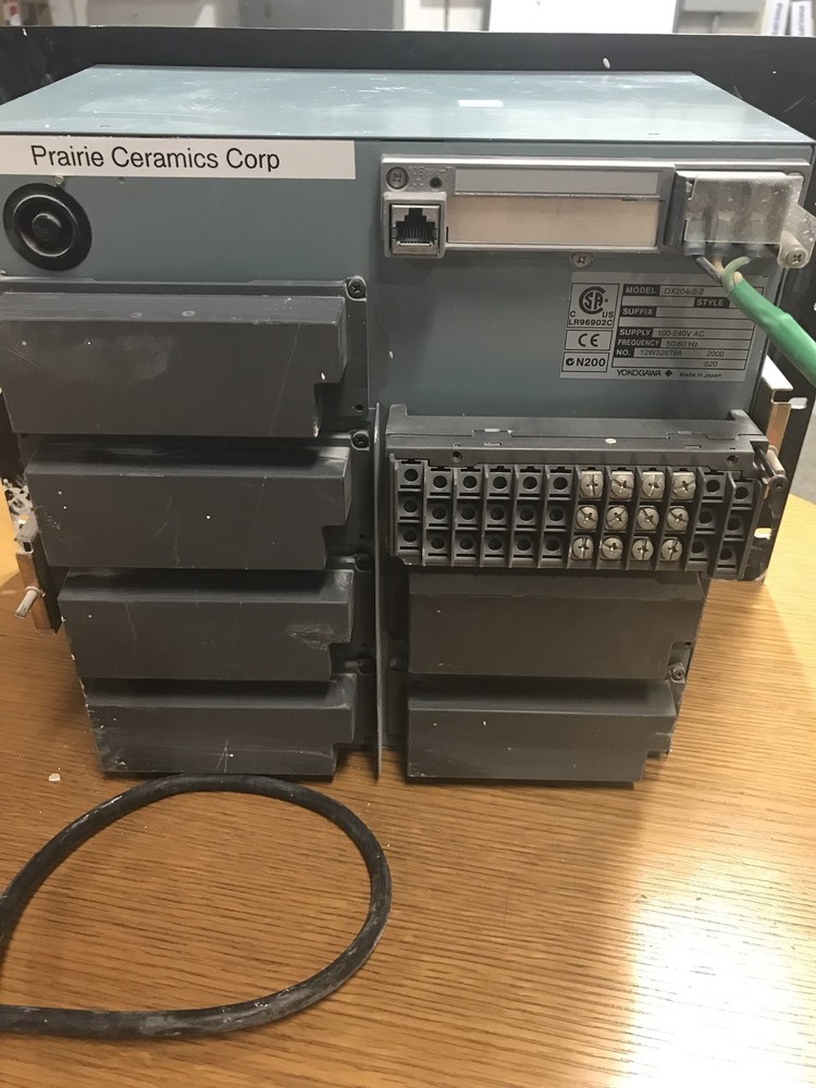 Yokogawa DX204 Daqstation DX200 Datalogger