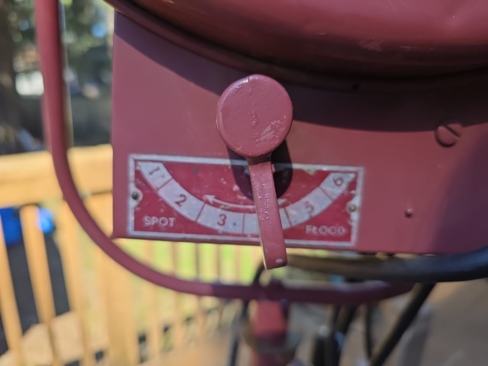 Mole Richardson Type 412 Junior Solar Spot 2000w Works Good Condition