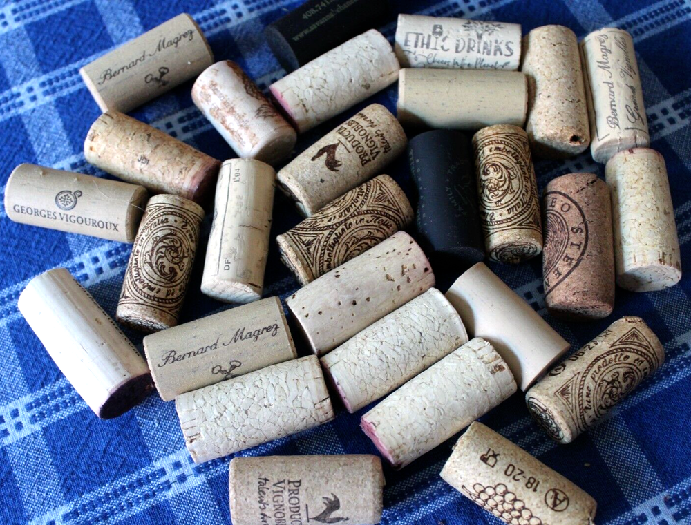 Lot of 100 Wine Corks for Crafting