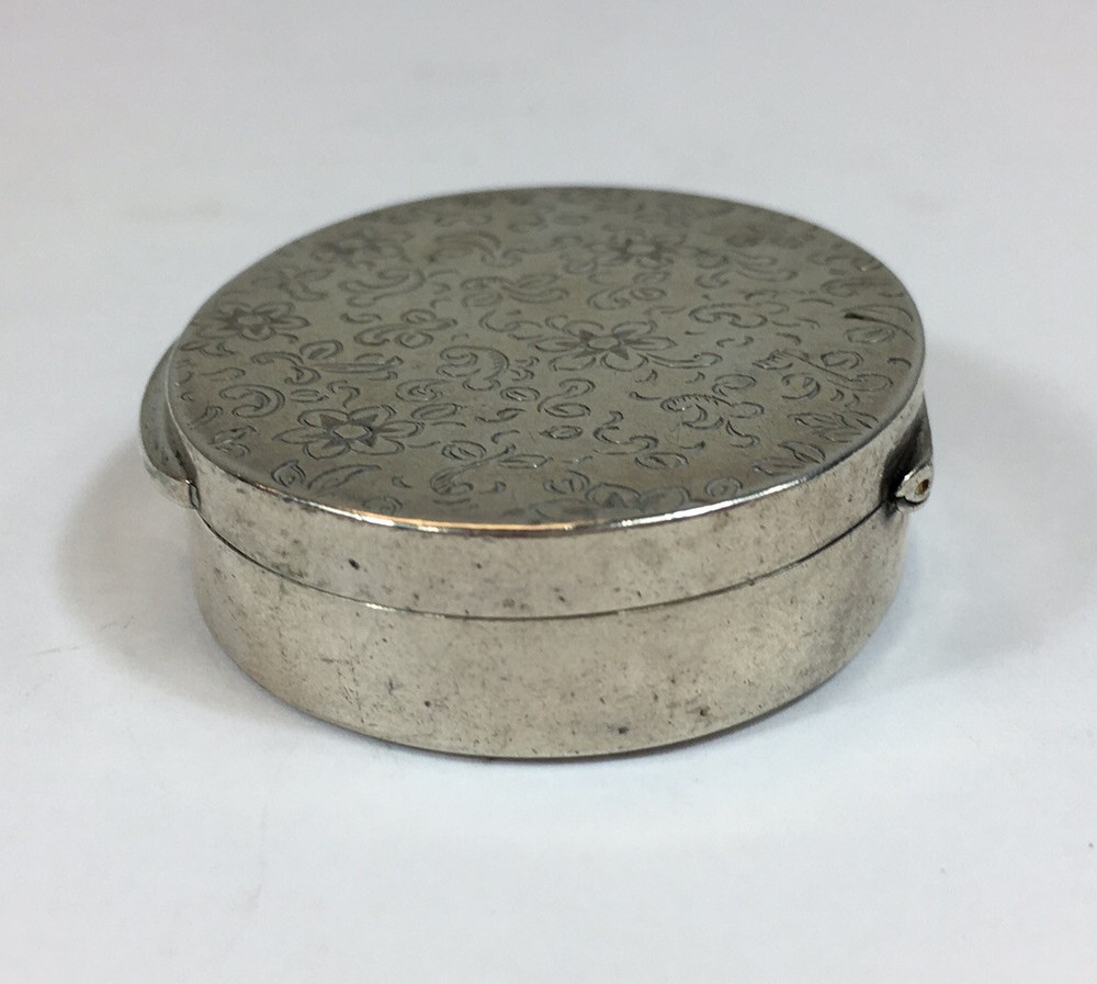 Vintage Solid “800” Silver Pill / Trinket Box Oval Floral Design 5.5cm Diameter