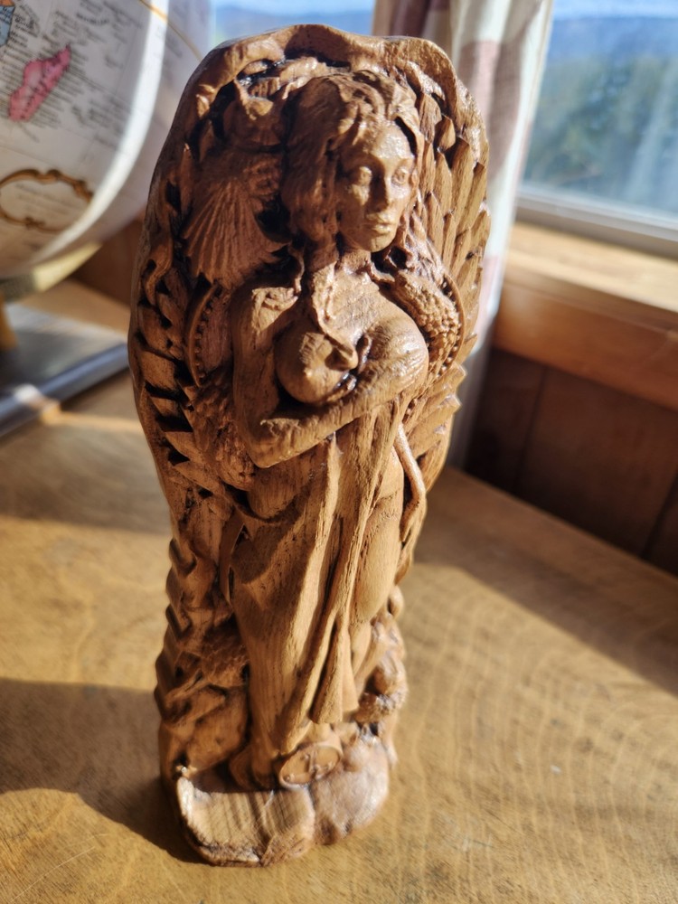 Lilith Statue - Hand Carved In Ukraine